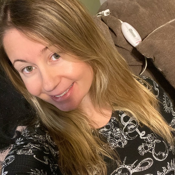 Meet your Posher, Ava - Picture 5 of 8